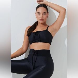 Noli Yoga COURTSIDE BRA - BLACK Size small NWT